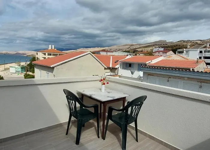 Barcarola Apartman Pag Town