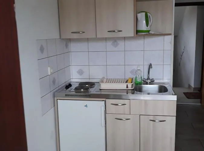 Barcarola Apartman Pag Town